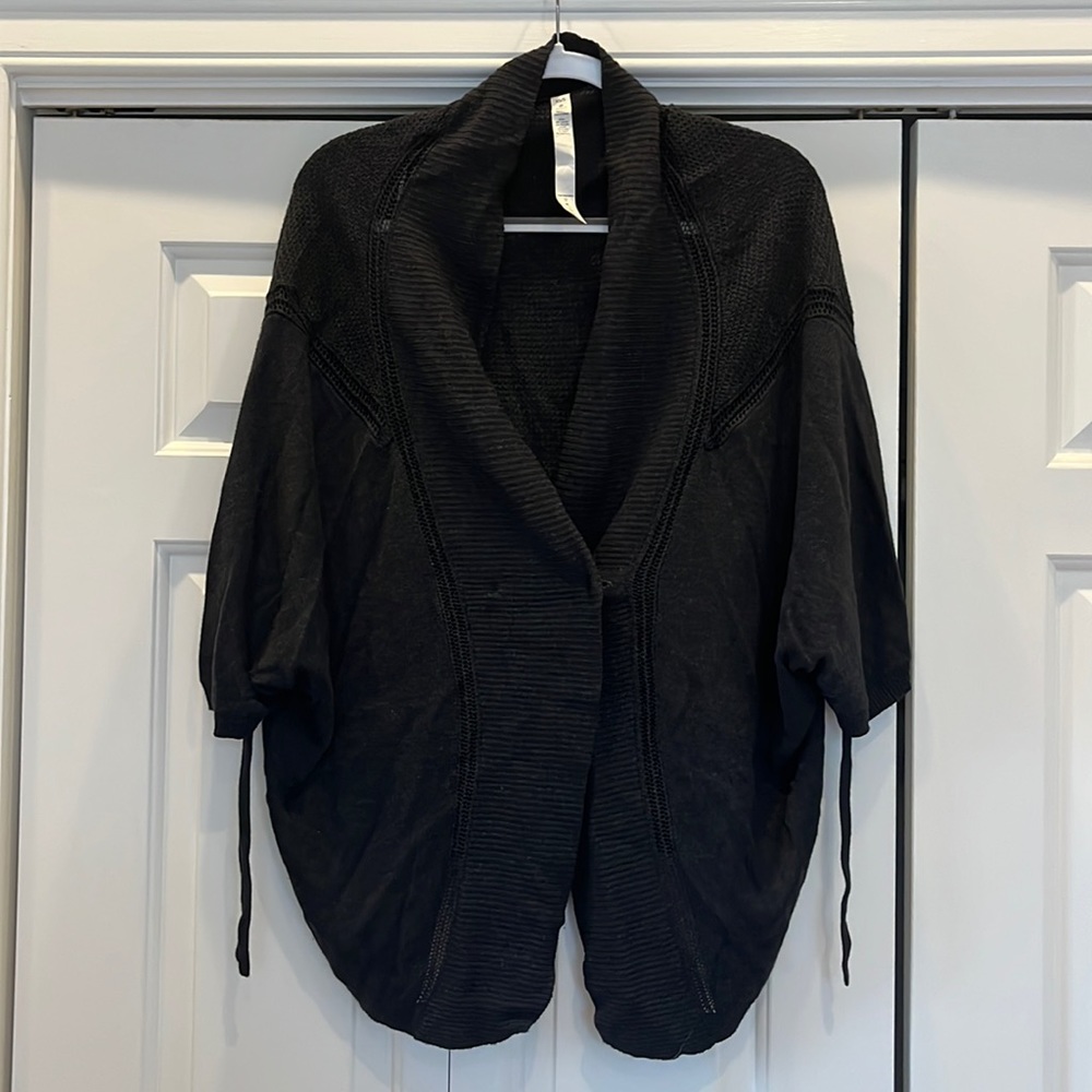 lulu lemon, XS/S, heather gray, soft knit poncho sweater with detailed sleeve